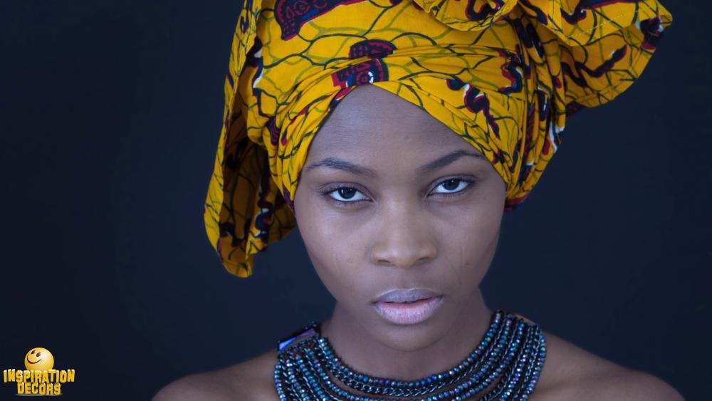 verhuur decor backdrop Afrikaanse vrouw huren