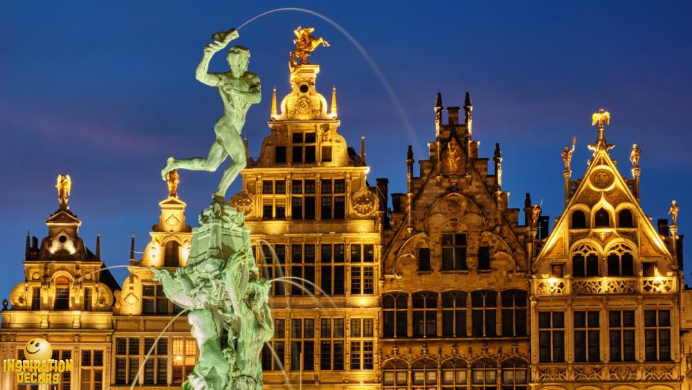 verhuur decor standbeeld Brabo Antwerpen huren