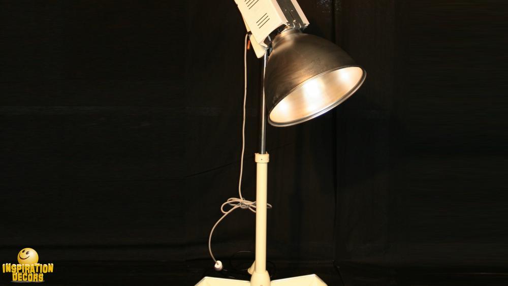 verhuur industriele lamp op statief huren