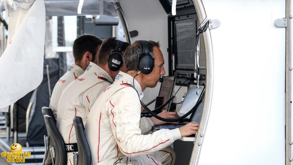 verhuur decor Porsche Ingenieurs team 24h Le Mans' huren